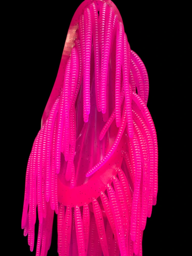 RYVALURES - TROUT WORM 2,8" (7cm) FLUO PINK 50KS
